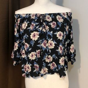 Off the shoulder Floral Top
